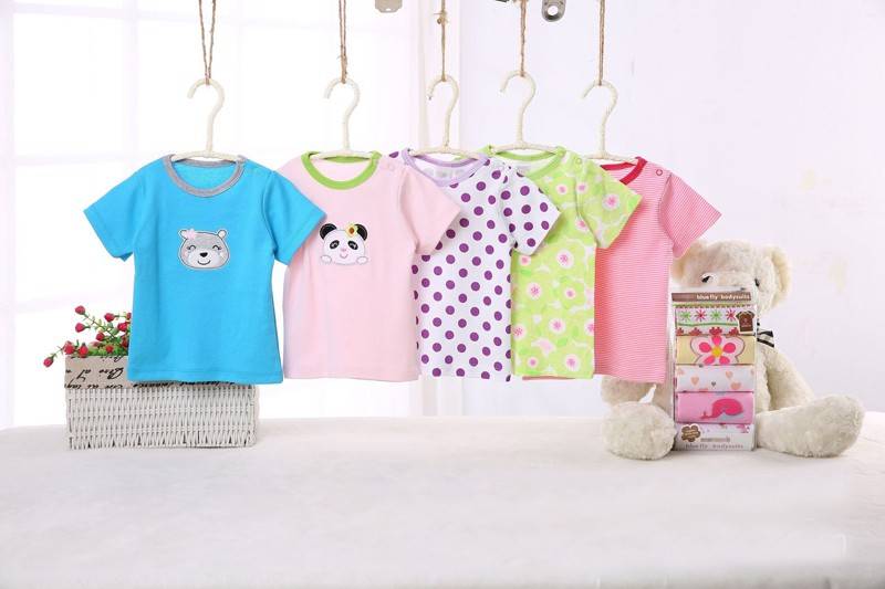 Baby's Multicolor T-Shirts 5 pcs Set Baby's Multicolor T-Shirts 5 pcs Set