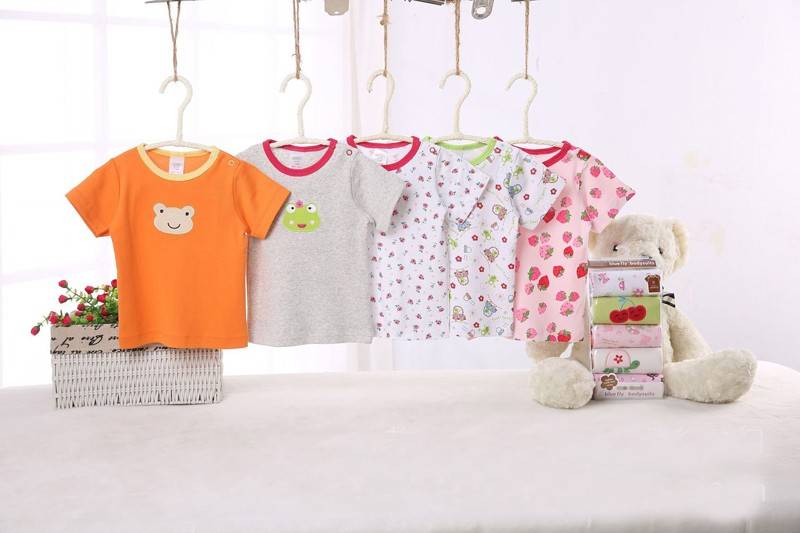 Baby's Multicolor T-Shirts 5 pcs Set Baby's Multicolor T-Shirts 5 pcs Set