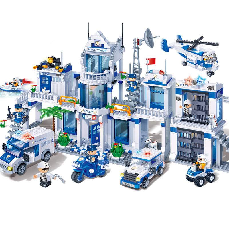 Downtown Police Station Toy Block Set Downtown Police Station Toy Block Set